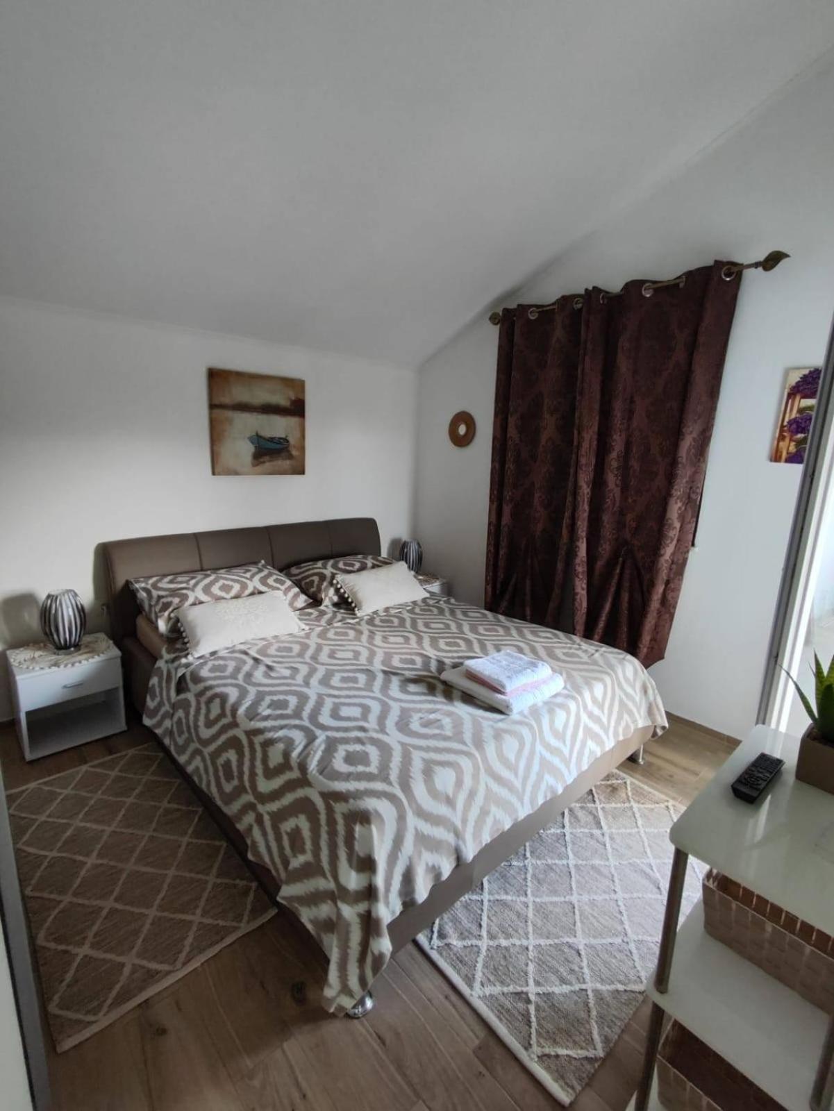 Apartments With A Parking Space Kraj, Pasman - 8213 Tkon Exterior foto